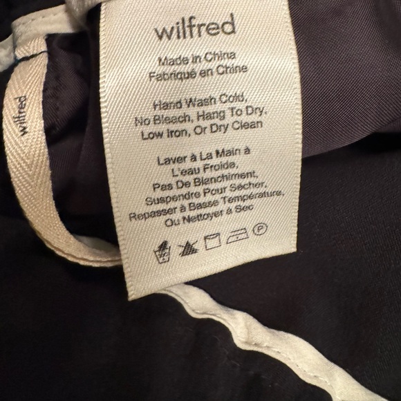 Wilfred black tapered + cropped pant, size 6 - Picture 6 of 7